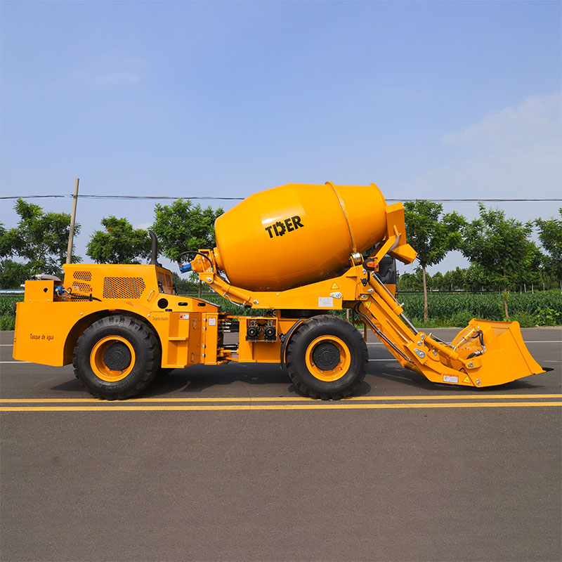 Small Concrete Mixer Trucks