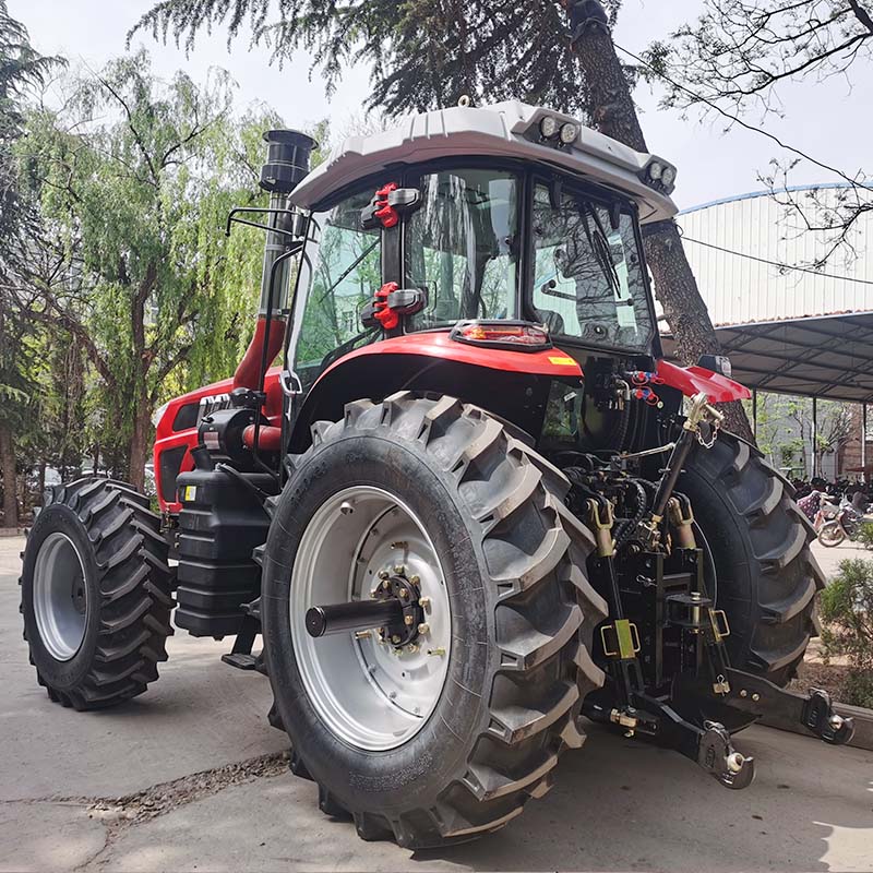 220HP Tractor