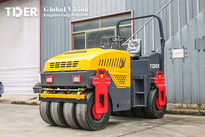 Asphalt Roller